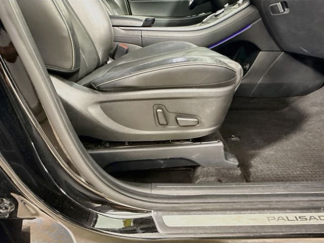 Used 2021 Black Hyundai Limited image 38