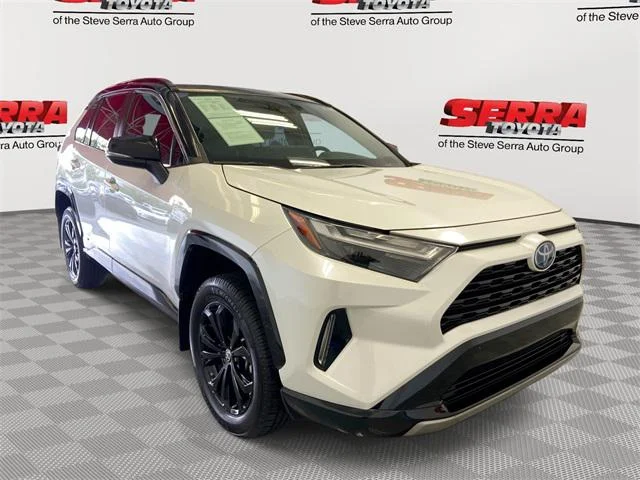 2024 Toyota RAV4 Hybrid XSE AWD's photo