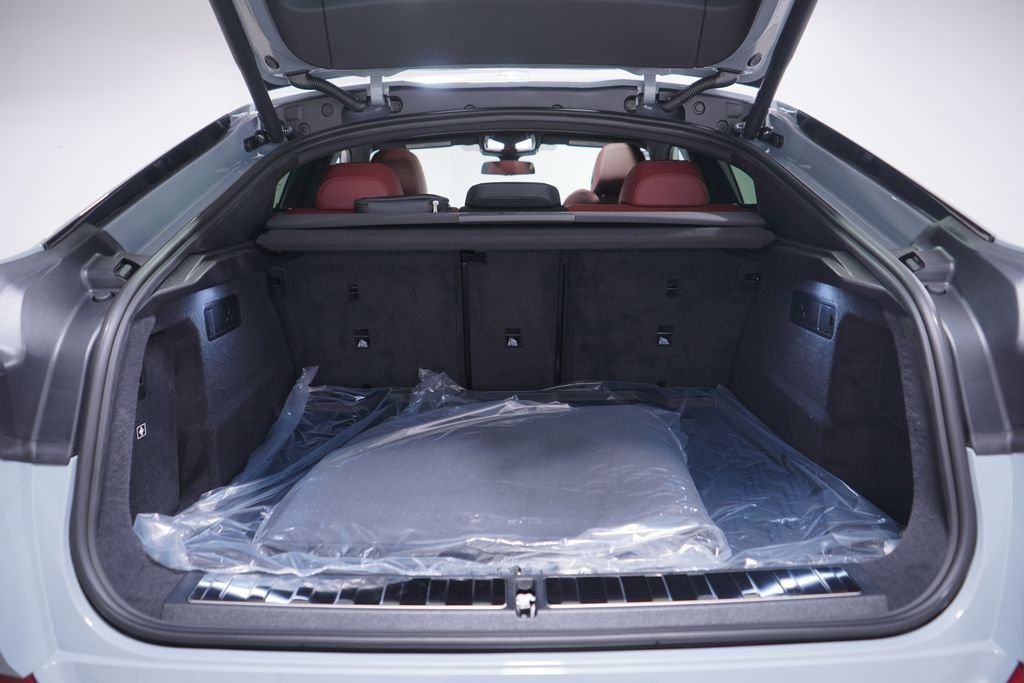 New 2027 Brooklyn Grey Metallic BMW xDrive40i image 13