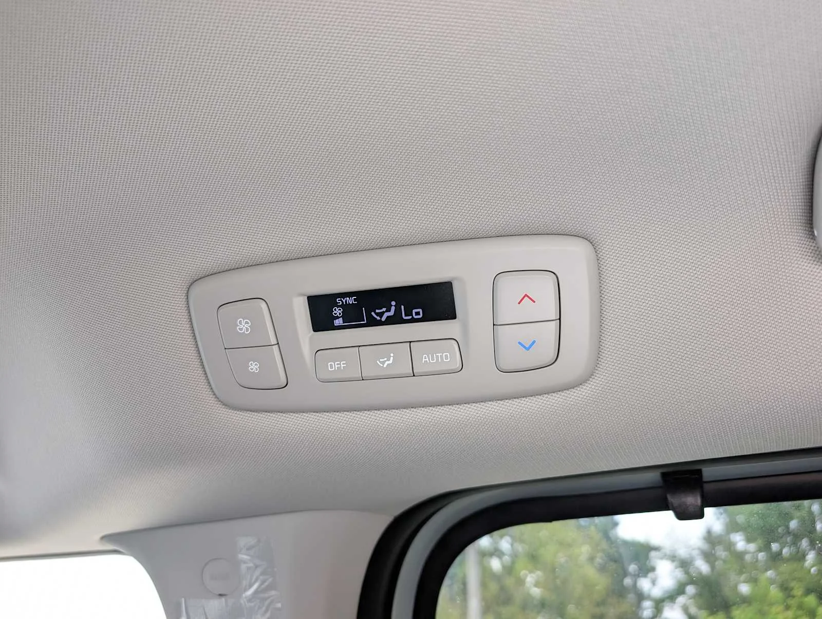 New 2027 Ivory Silver Kia SX Prestige image 16