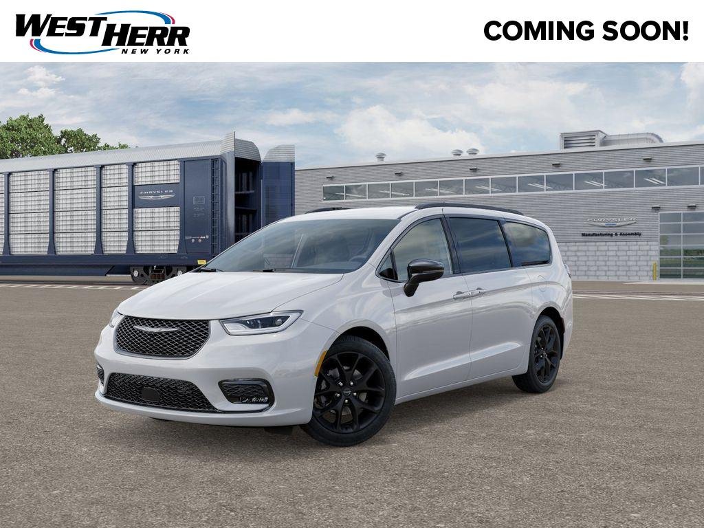 New 2026 Bright White Clear-Coat Exterior Paint Chrysler Select image 1