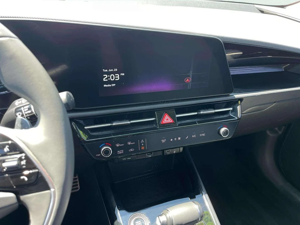 Certified Used 2025 Runway Red Kia EX Touring image 10