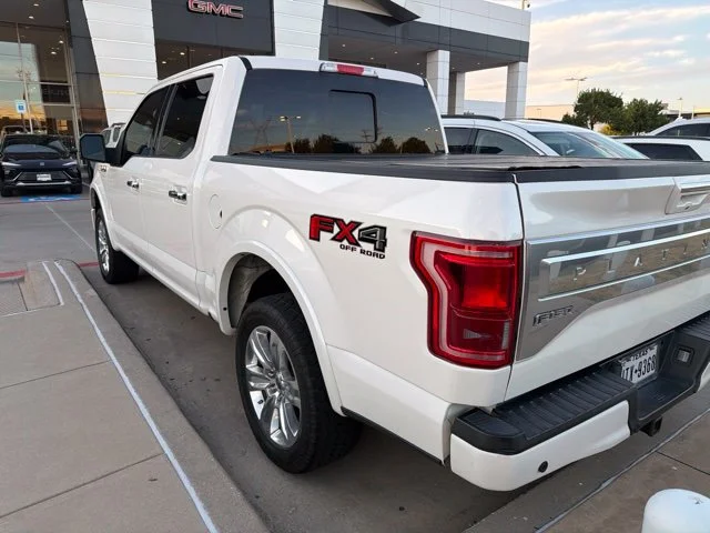 Used 2016 White Ford XLT image 3