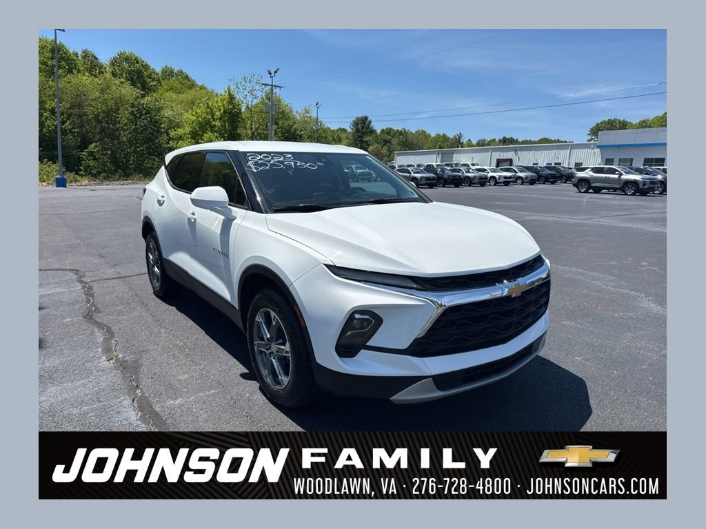 2023 Chevrolet Blazer 2.0T 2LT AWD's photo
