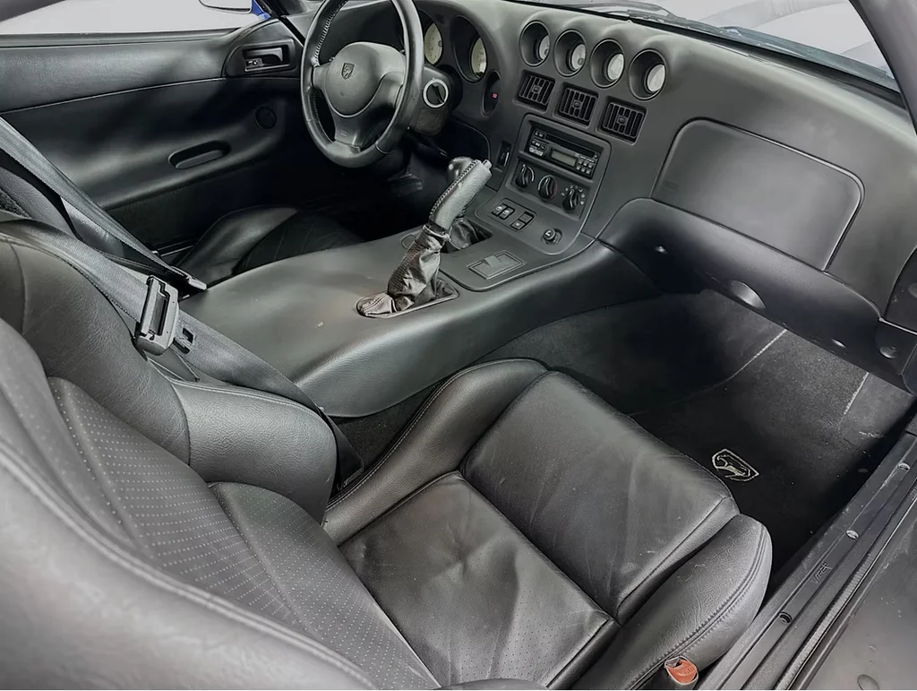 Used 1997 Blue Dodge GTS image 23