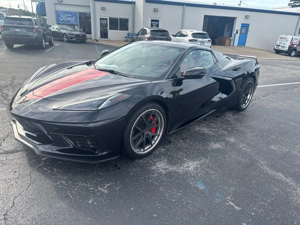 Used 2021 Black Chevrolet Stingray image 7