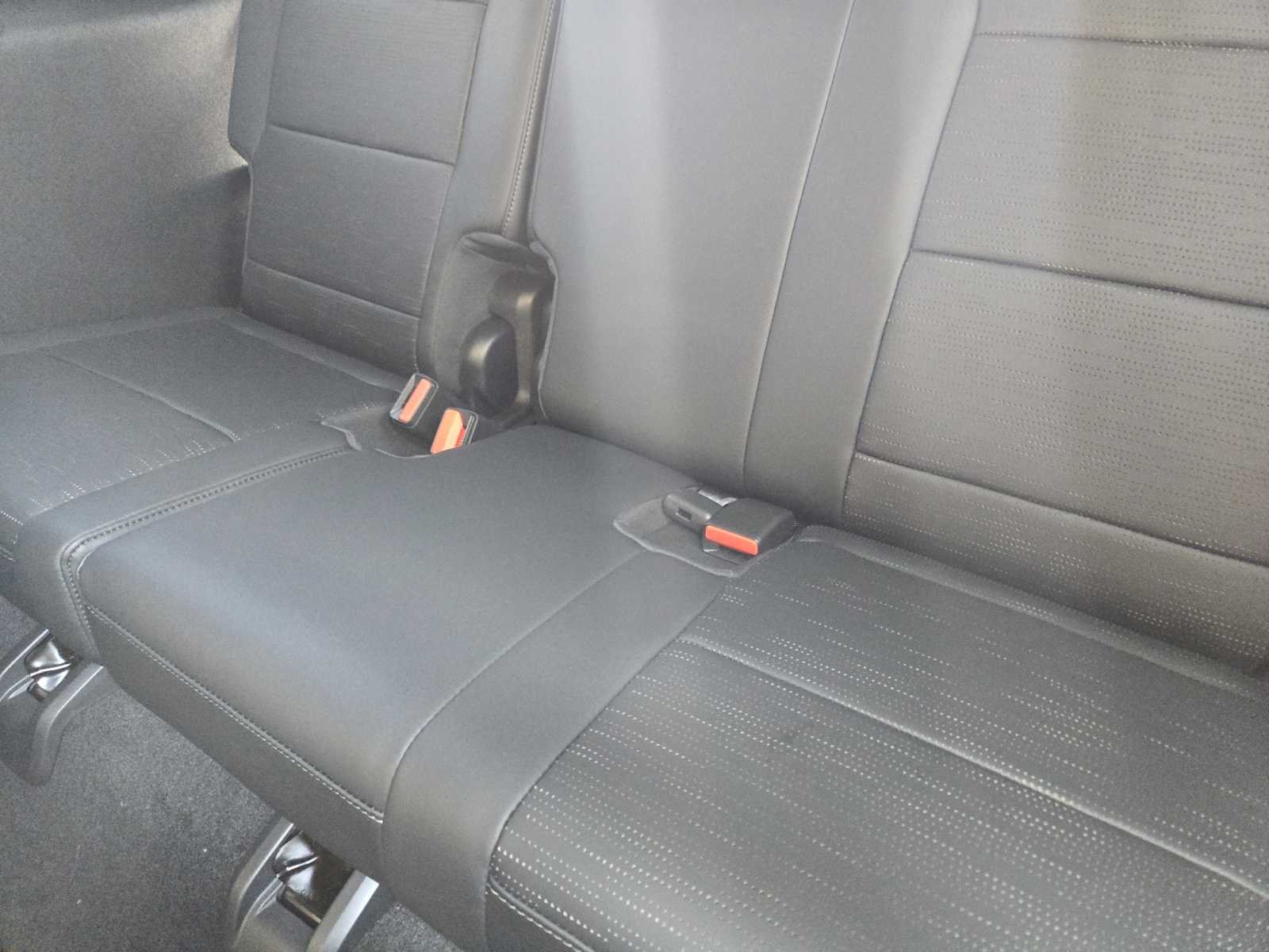 2026 Buick Enclave Sport Touring - Photo 19