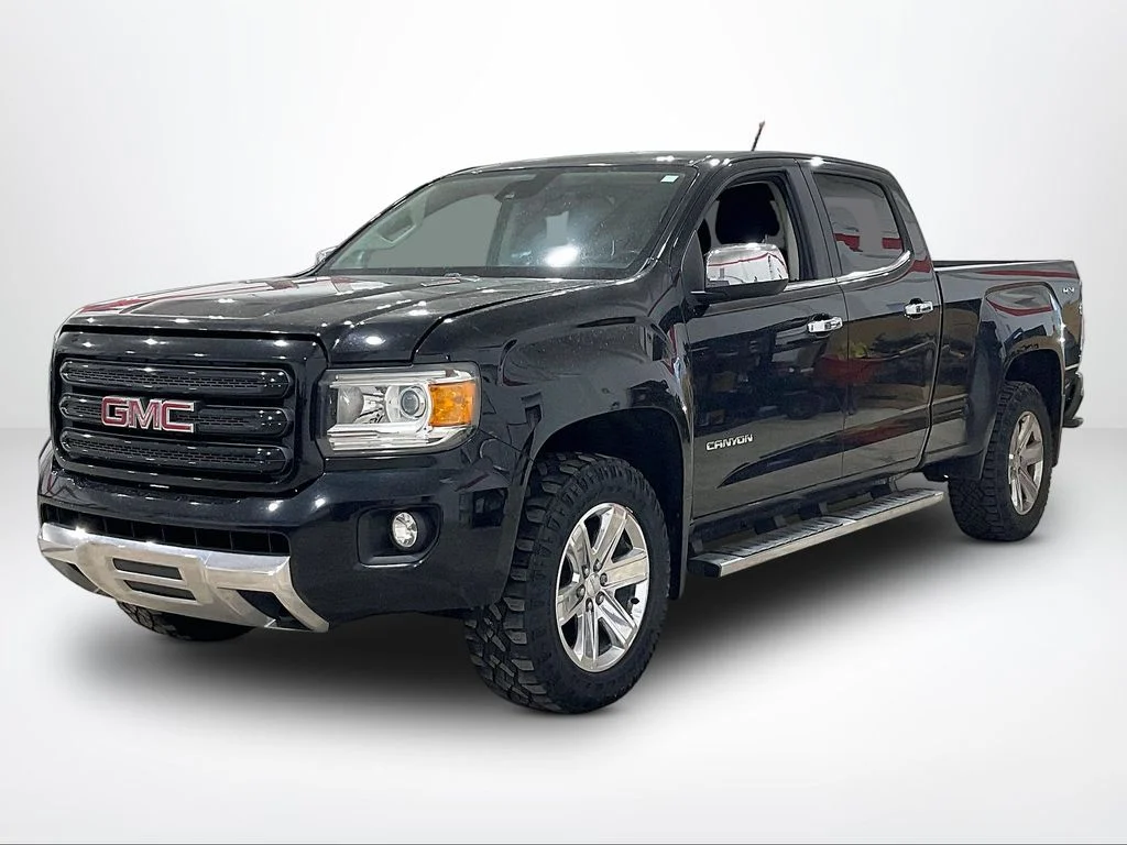 Used 2016 Black GMC SLT image 38