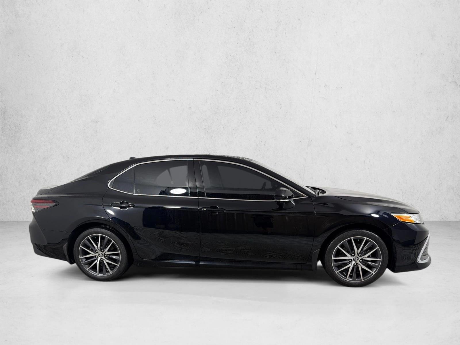 Used 2024 Midnight Black Metallic Toyota Hybrid XLE image 4