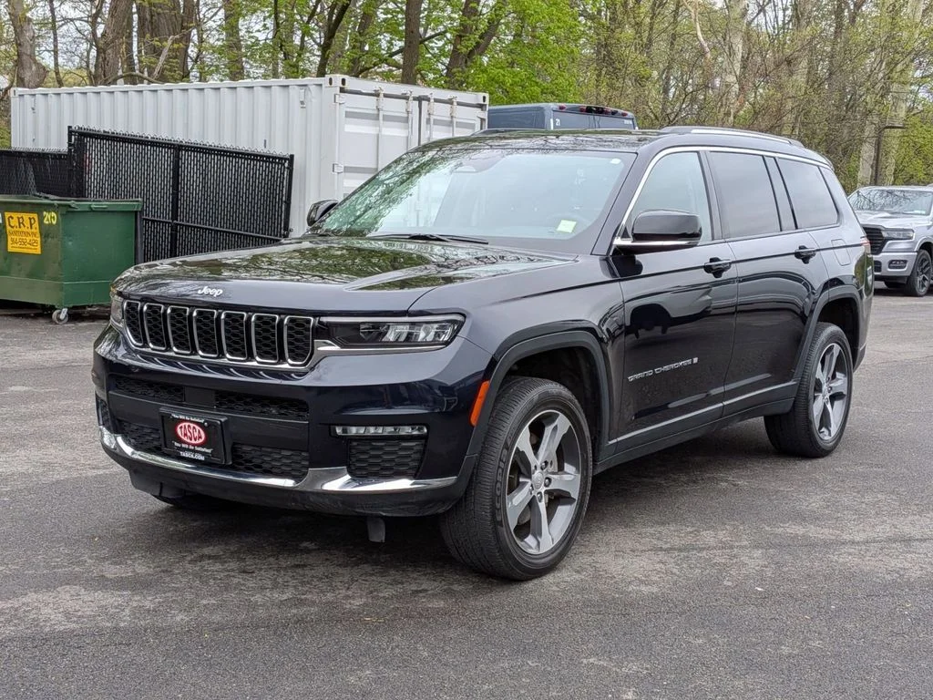 Used 2023 Black Jeep Limited image 11