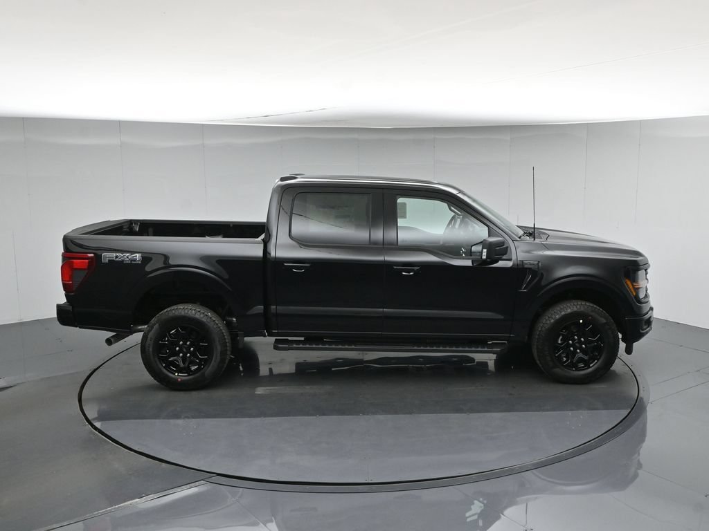 New 2026 Agate Black Metallic Ford XLT image 44