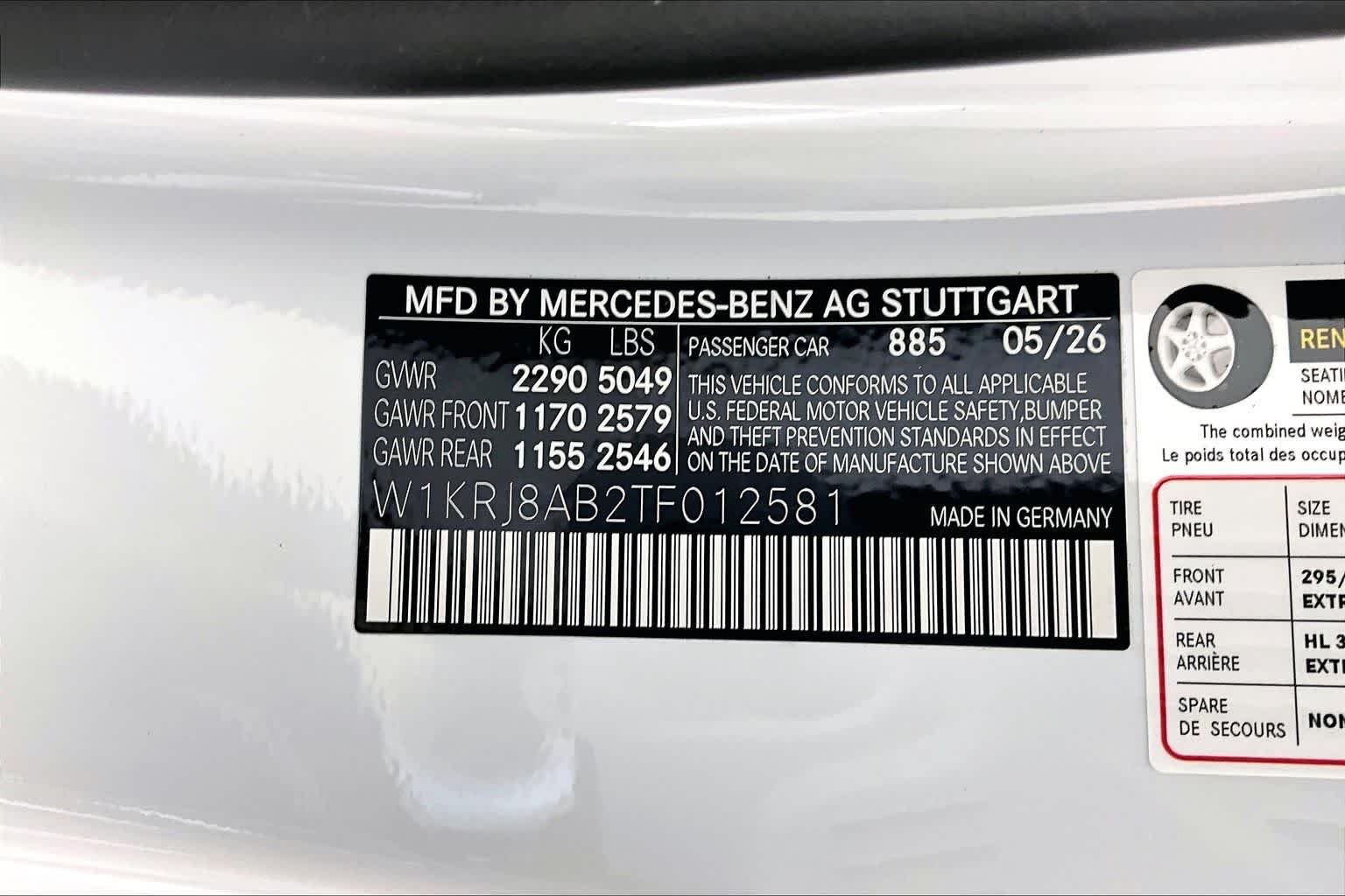 New 2026 MANUFAKTUR Moonlight White Metallic Mercedes-Benz AMG® GT 55 Coupe image 23