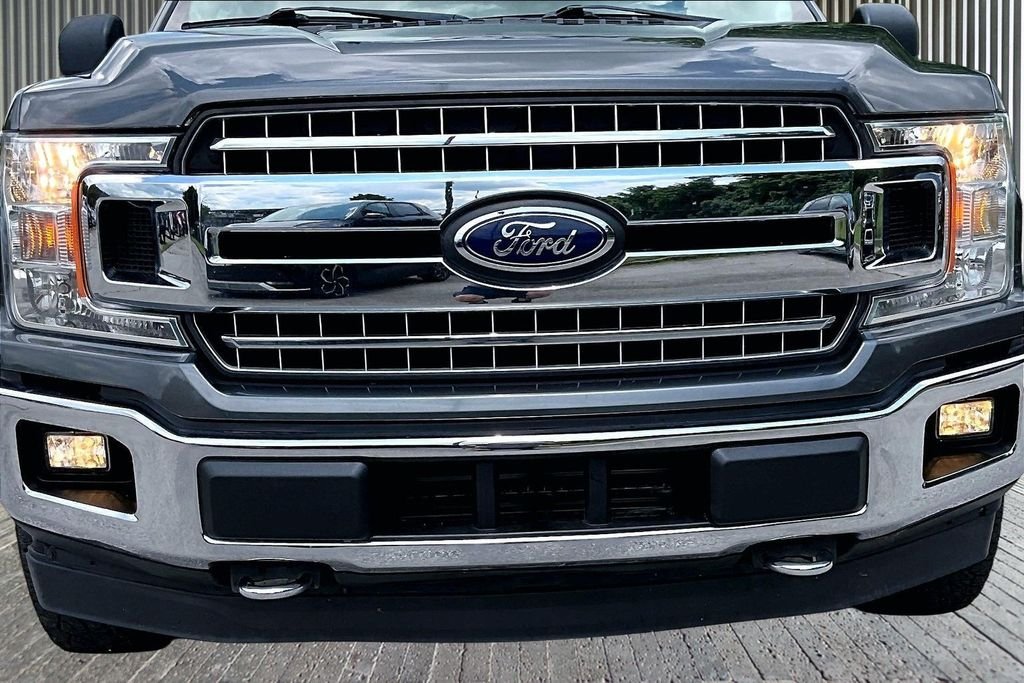 Used 2019 Gray Ford XLT image 32