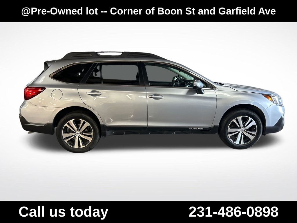 Used 2019 Silver Subaru 2.5i image 6