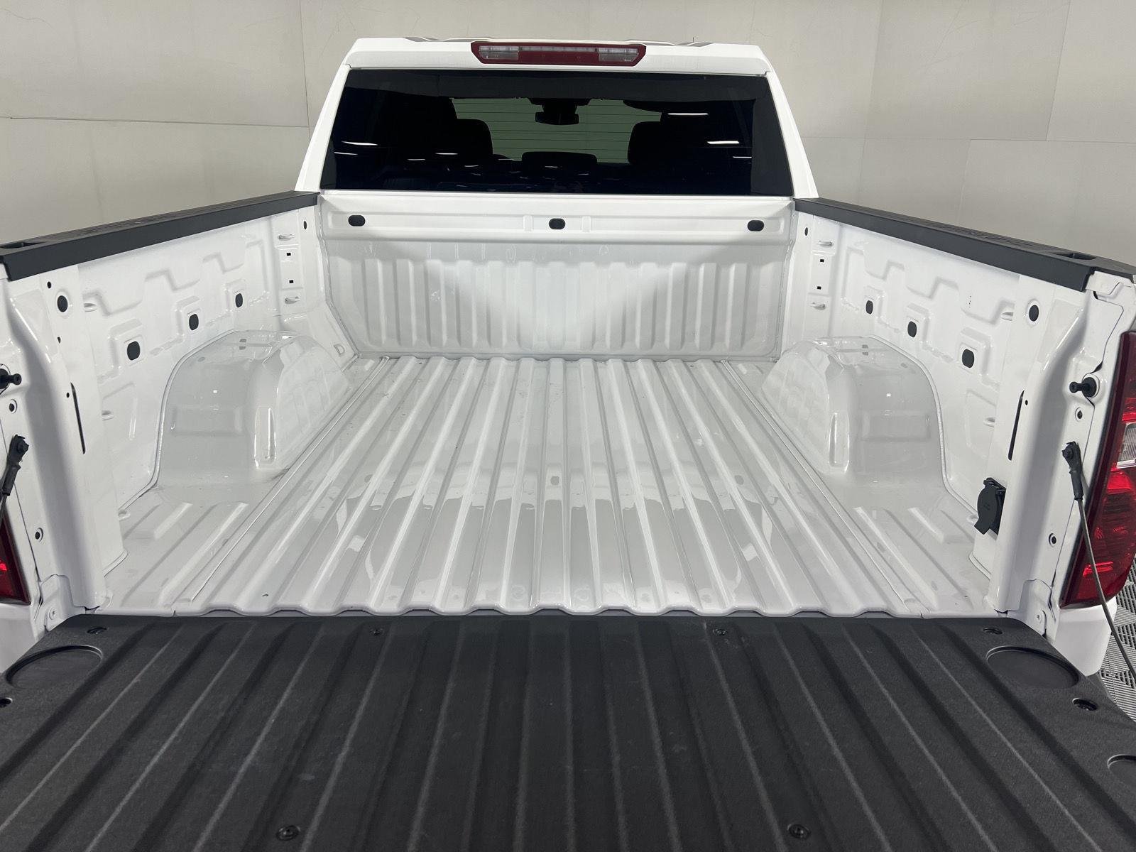 Used 2026 Summit White Chevrolet LT (2FL) image 5