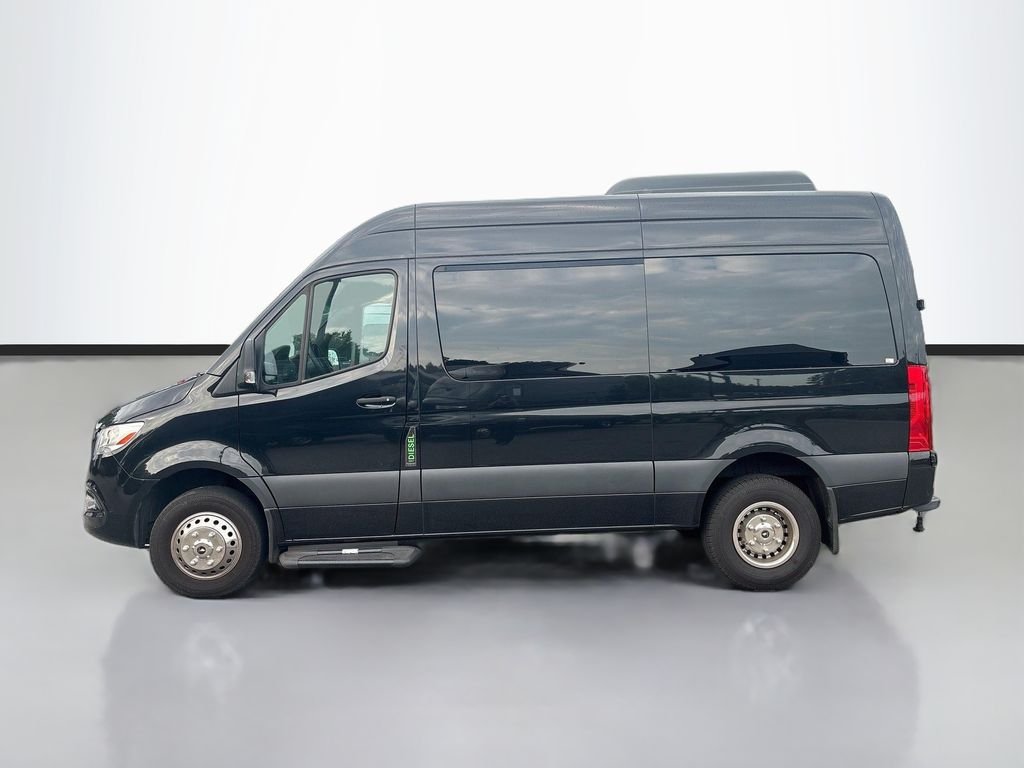 Used 2023 Black Mercedes-Benz Smartliner image 6