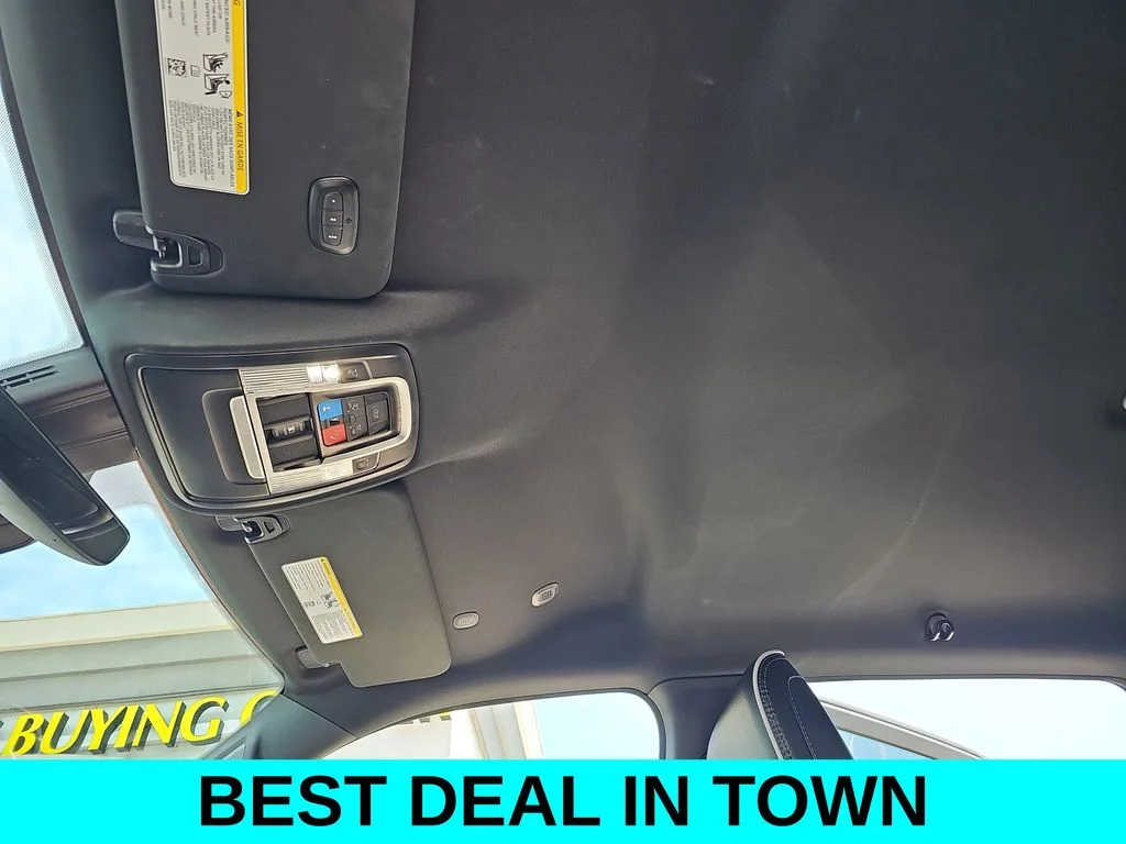 Used 2025 White Ram Laramie image 33