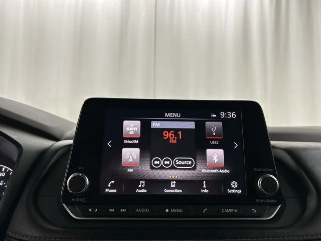 Used 2021 Gray Nissan SV image 14