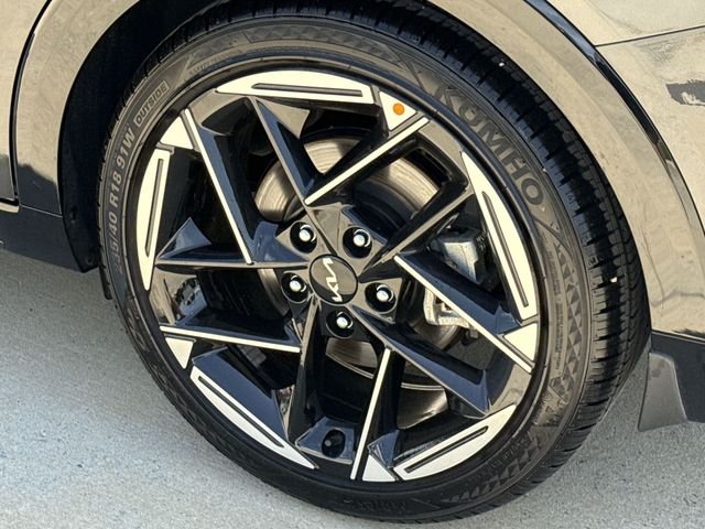 Used 2025 Gray Kia GT-Line image 12