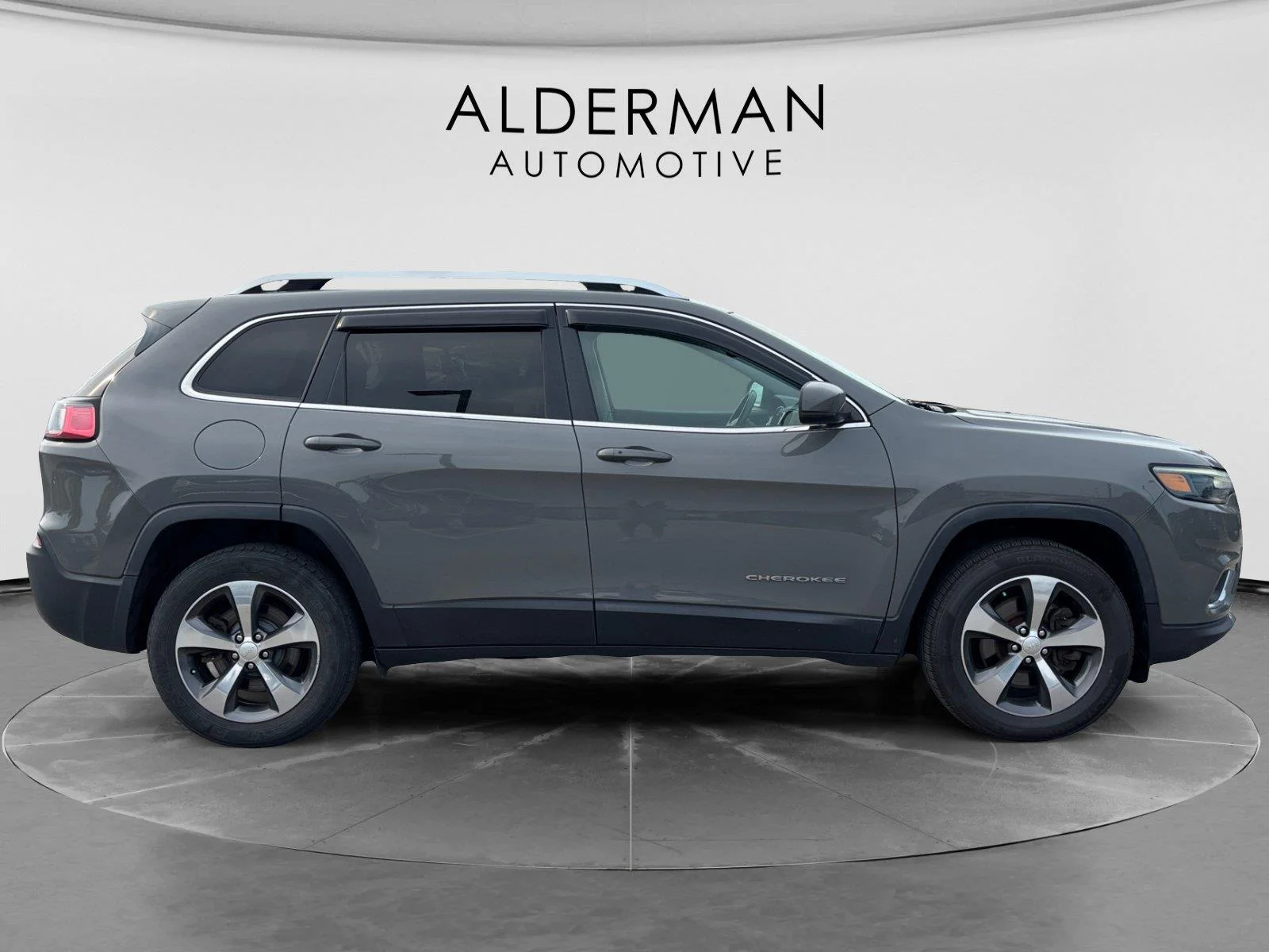 Used 2019 Sting-Gray Clearcoat Jeep Limited image 6
