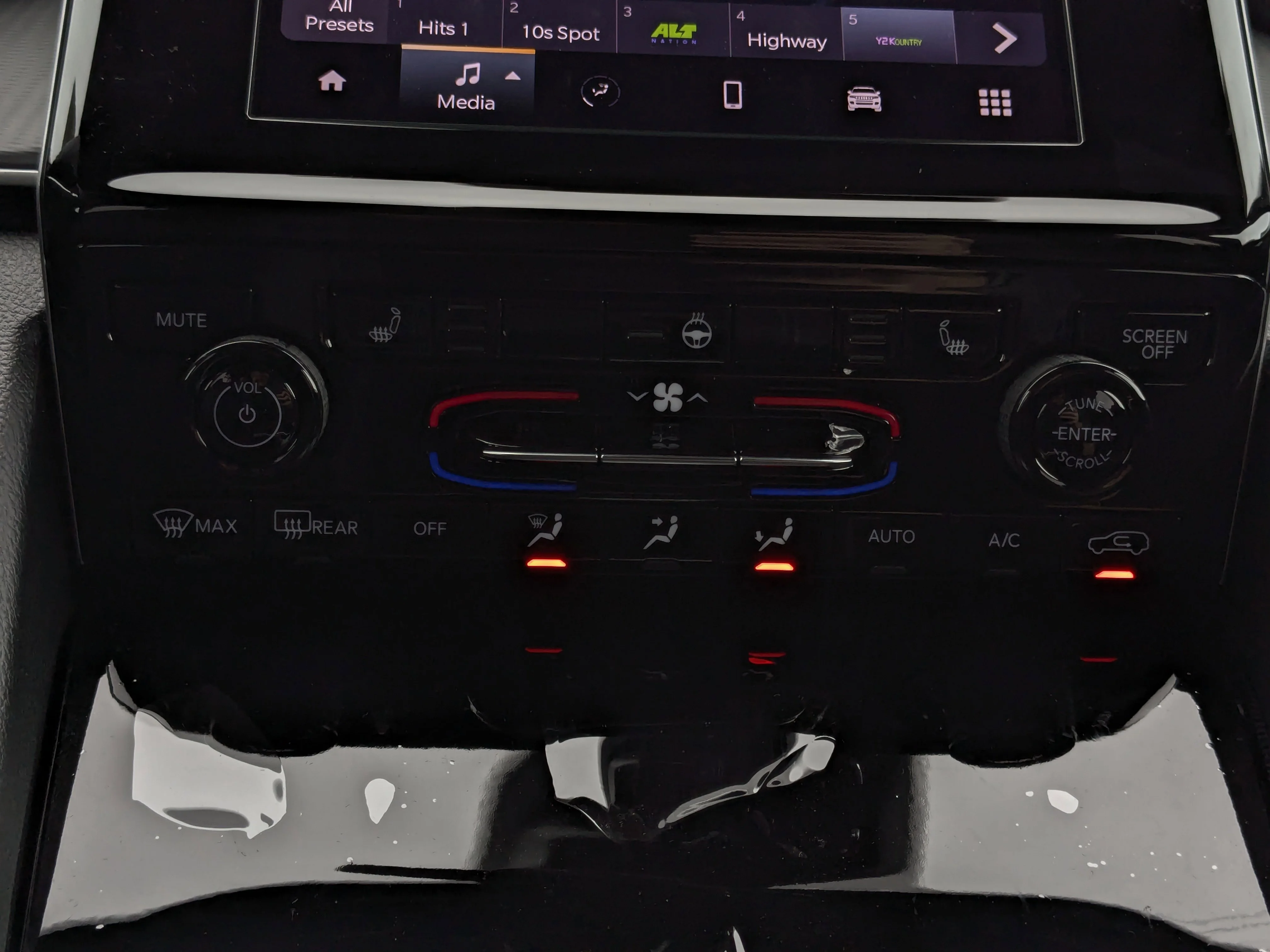 New 2025 Grey Jeep Altitude - - POWER SUNROOF - POWER LIFTGATE - ADAPTIVE CRUISE & TONS MORE! image 22