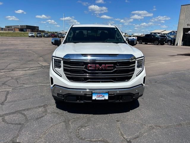 Used 2024 White Frost GMC SLT image 8