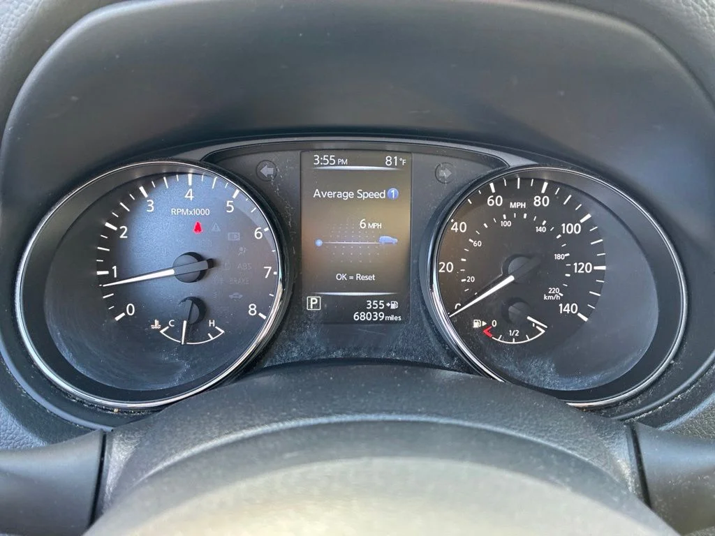 Certified Used 2017 Black Nissan SL image 18