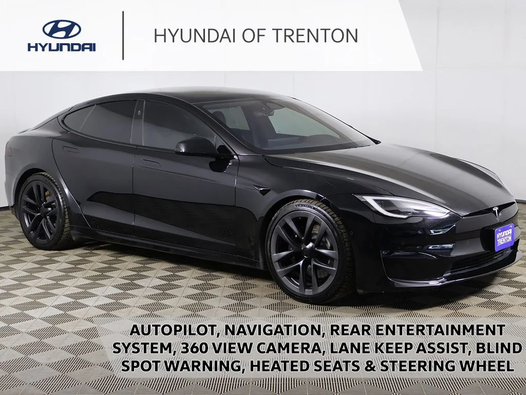 2023 Tesla Model S Plaid's photo
