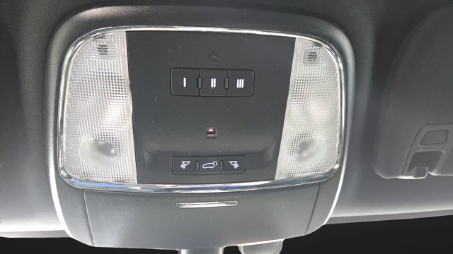 Used 2017 Billet Silver Metallic Jeep Altitude image 26