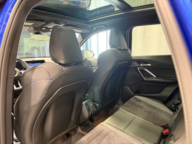 Used 2026 Portimao Blue Metallic BMW xDrive28i image 22