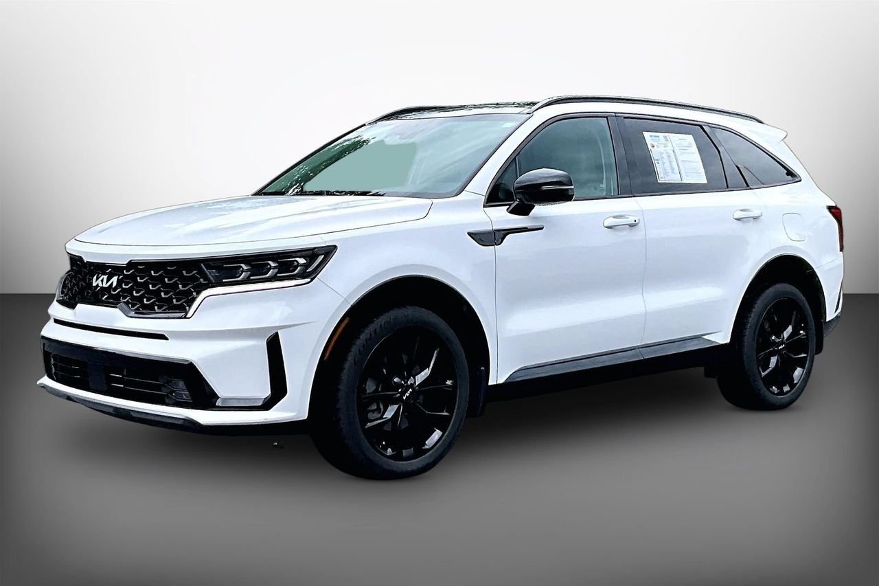 Used 2022 White Kia SX image 4