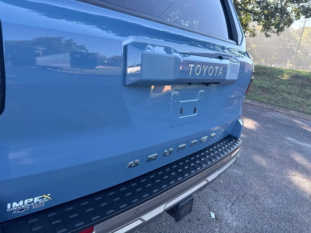 Used 2025  Toyota SR5 image 33