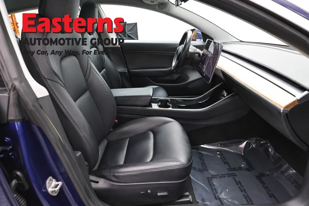 Used 2018 Blue Tesla Long Range image 18