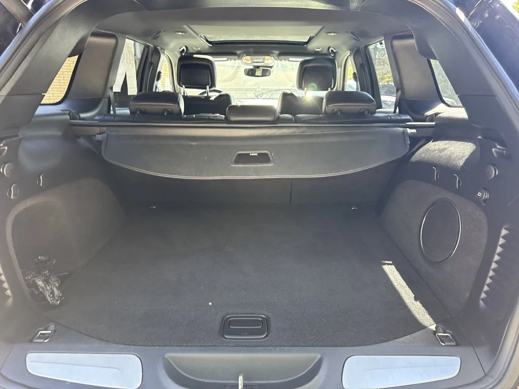 Used 2019 Blue Jeep Limited image 30