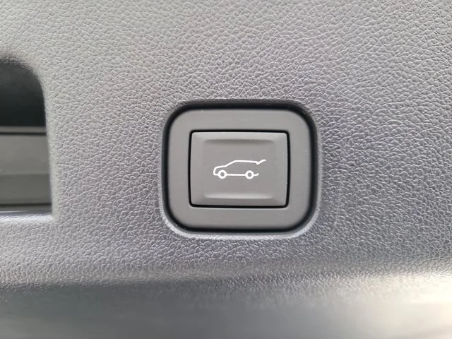 New 2026 Sterling Gray Metallic Chevrolet LT image 6