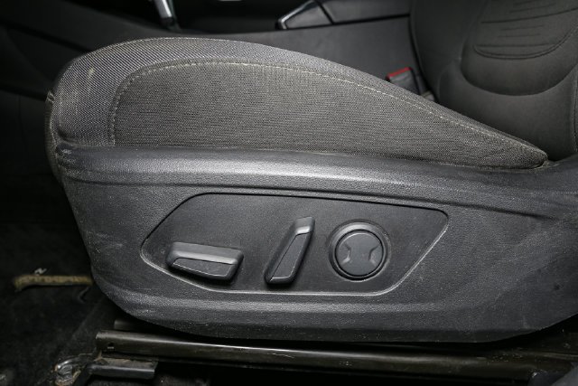 Used 2022 Black Hyundai SEL Premium image 35