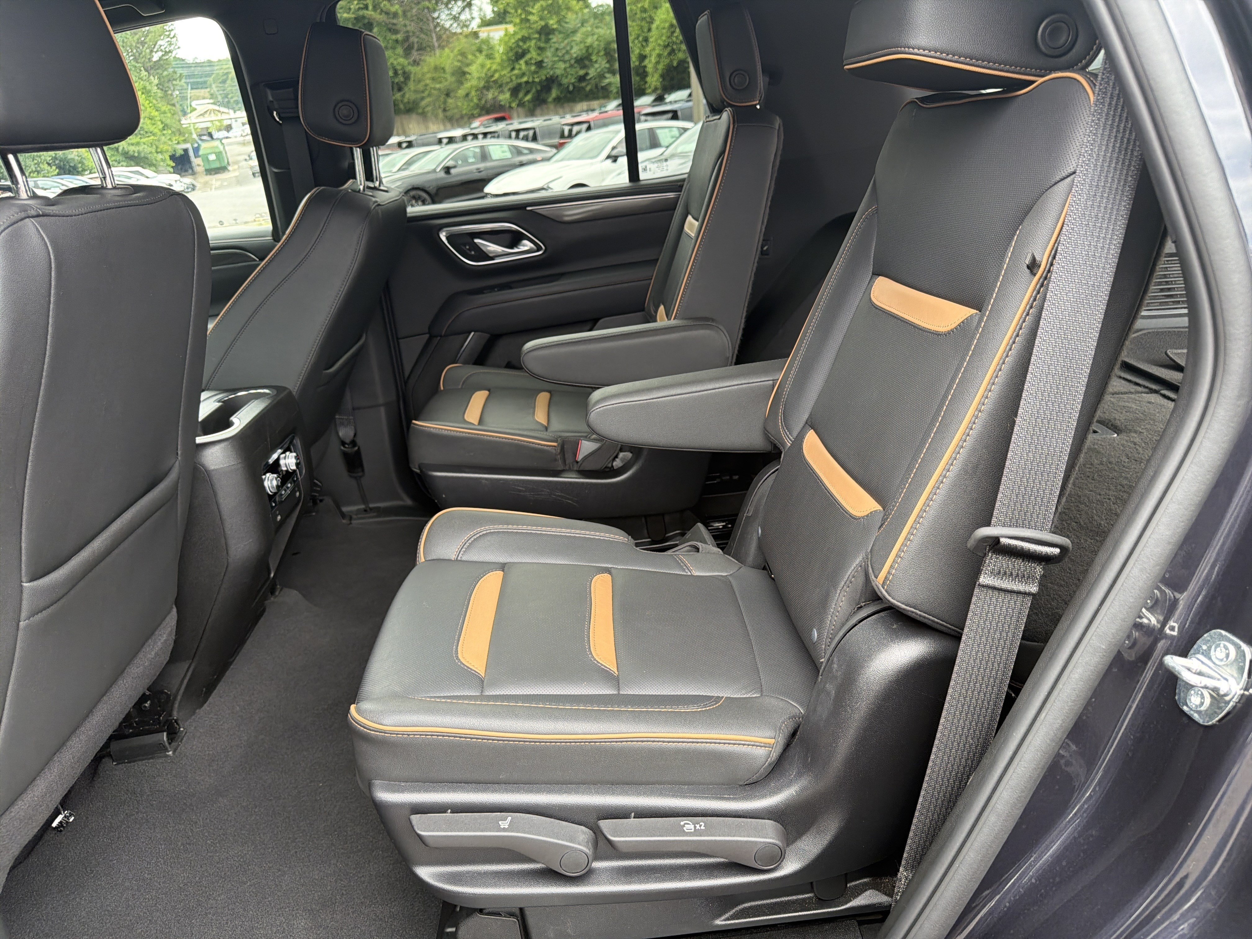 Used 2024 Titanium Rush Metallic GMC AT4 image 20