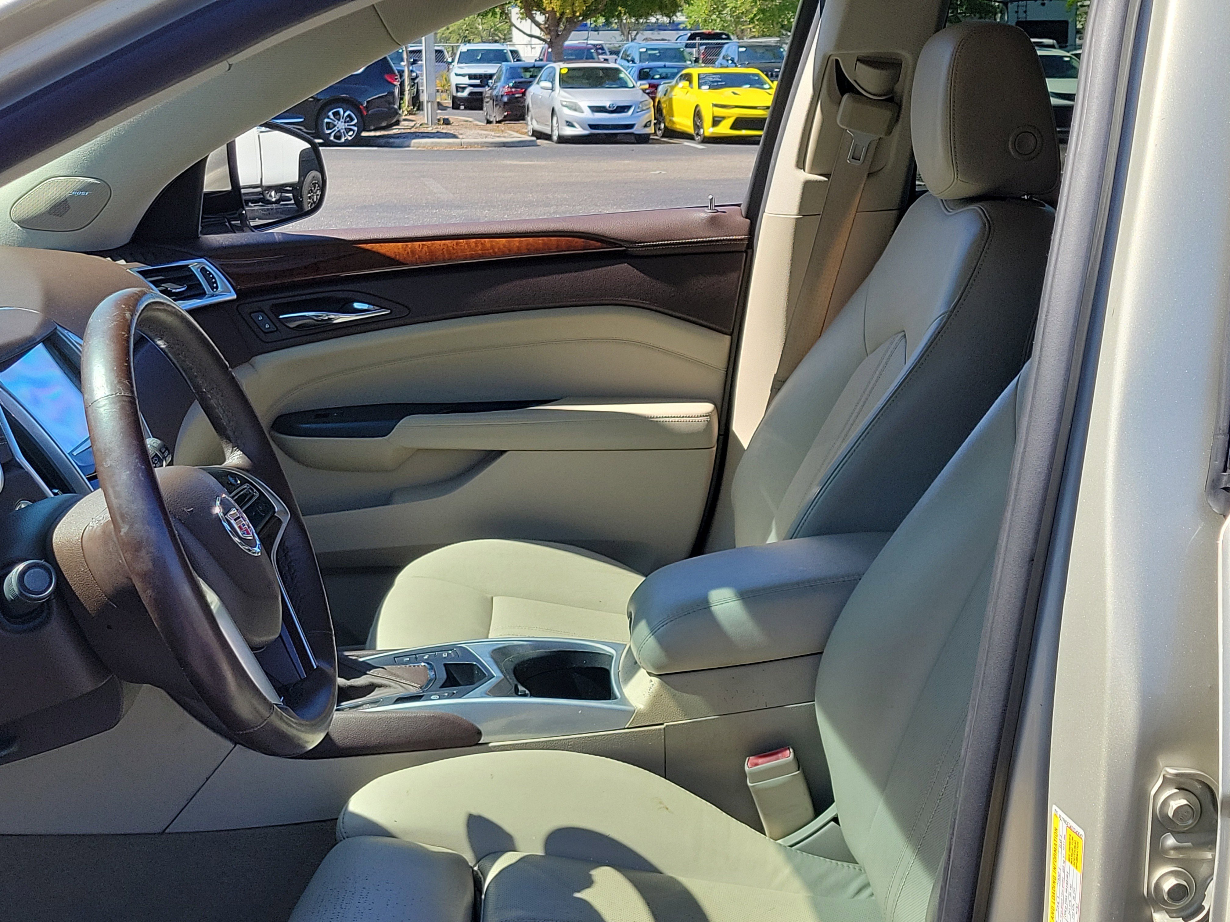 Used 2013 Silver Coast Metallic Cadillac Performance image 21