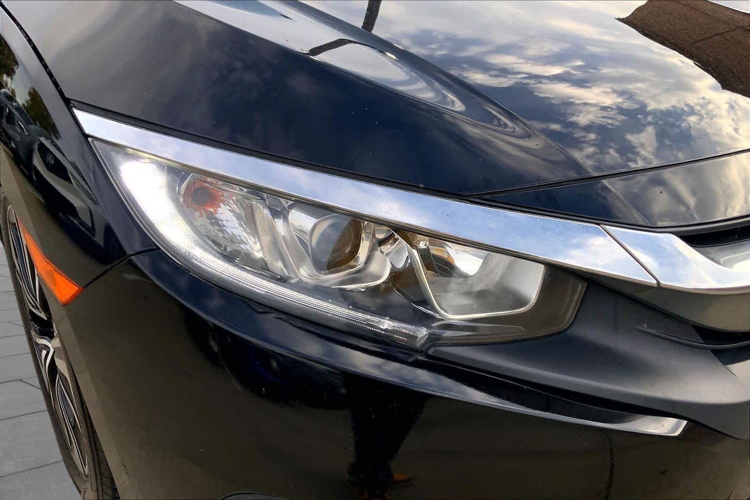 Used 2016  Honda EX-T image 27