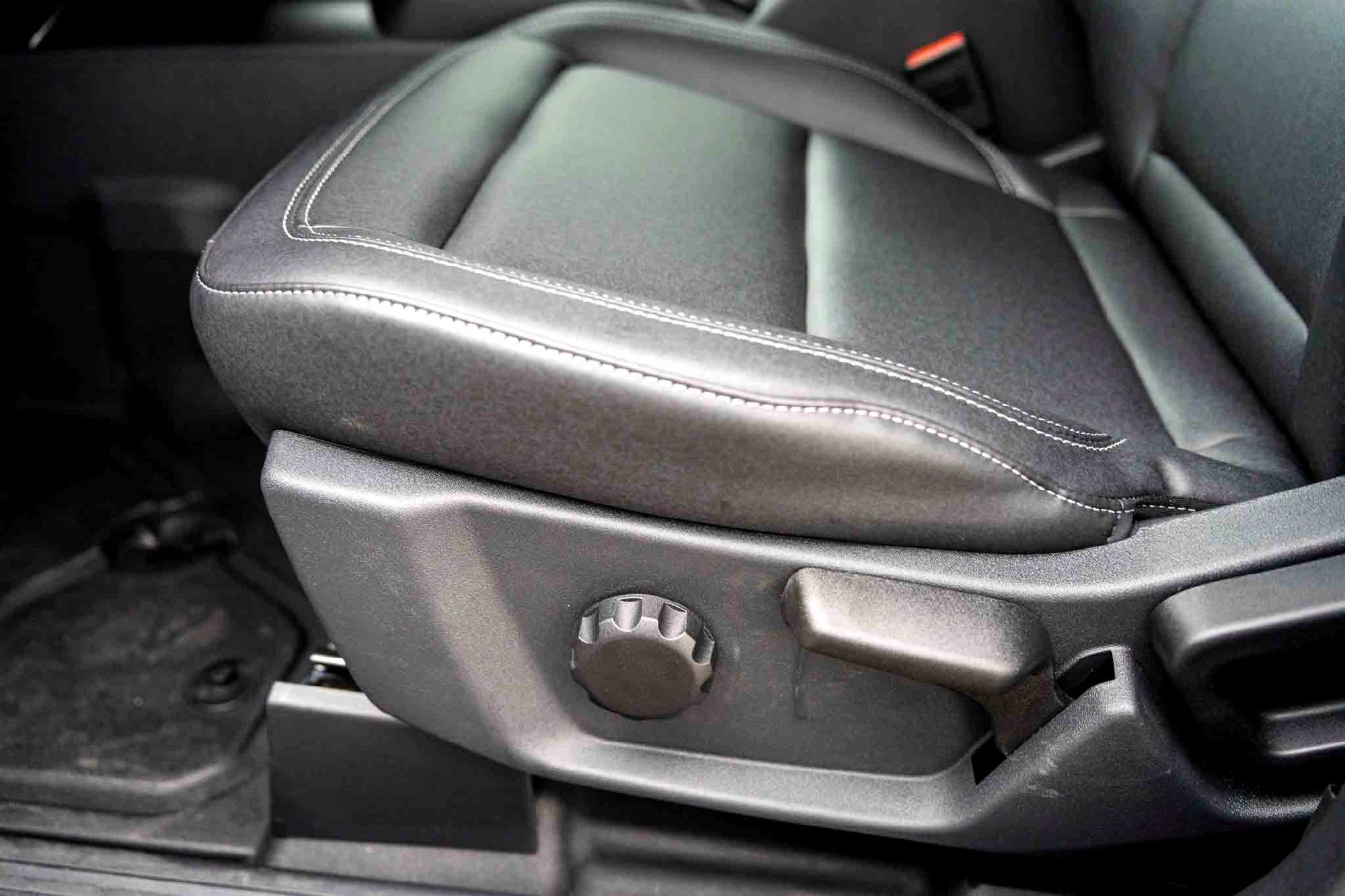 New 2025 Desert Sand Ford Badlands image 10