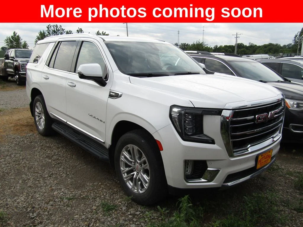 Used 2021 White Frost Tri-Coat GMC SLT image 7