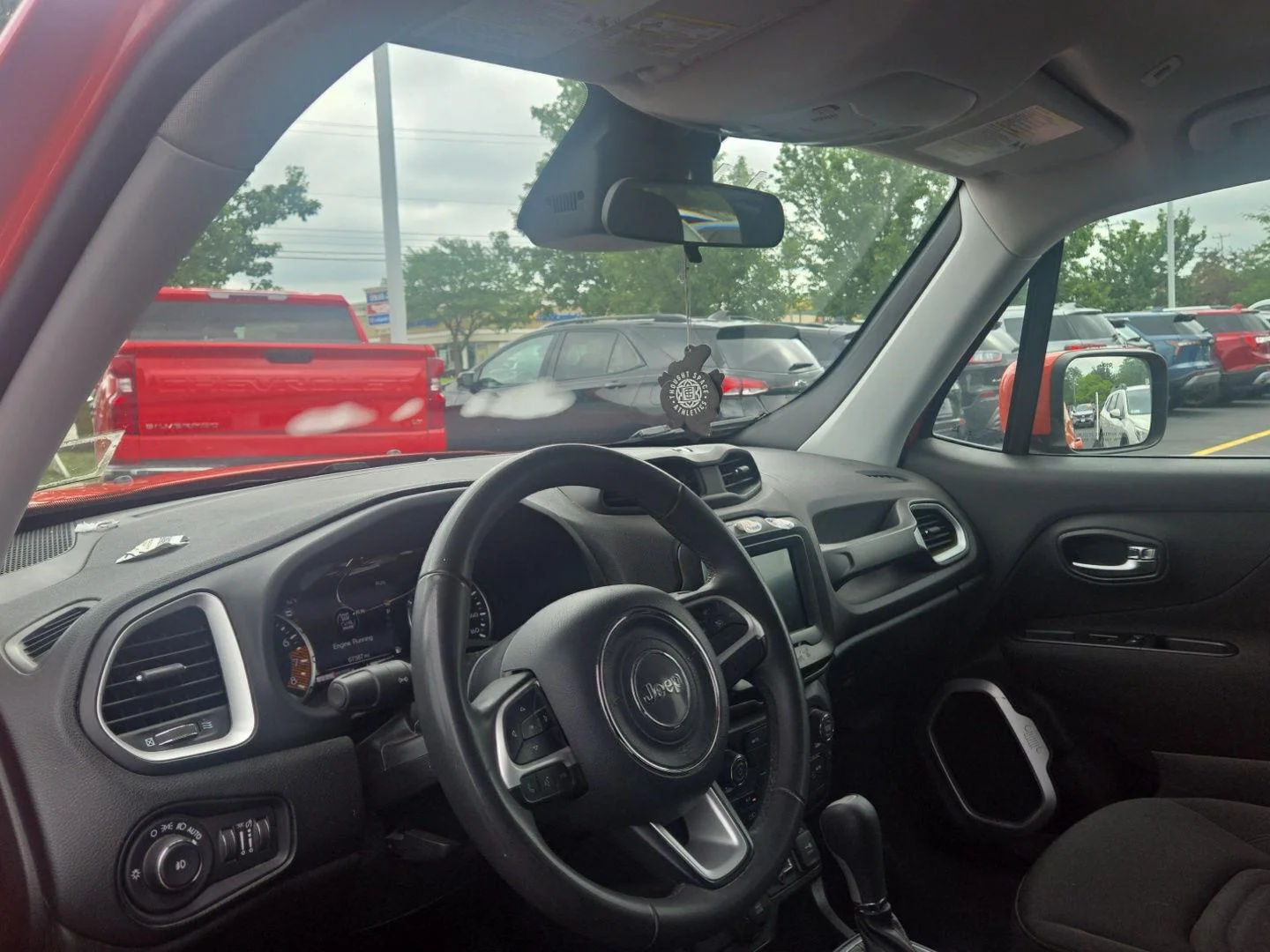 Used 2021 Omaha Orange Clearcoat Jeep Latitude image 3