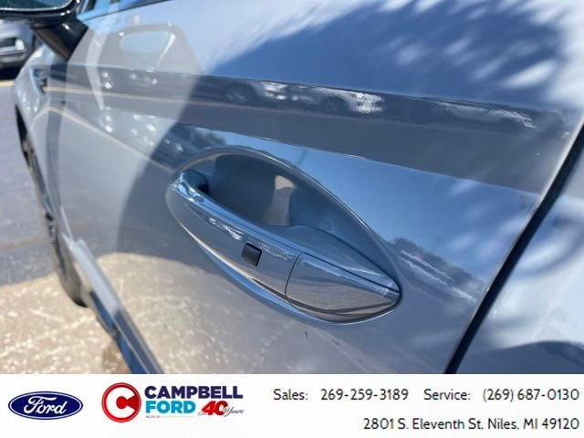 Used 2025 Blue Hyundai SEL image 11