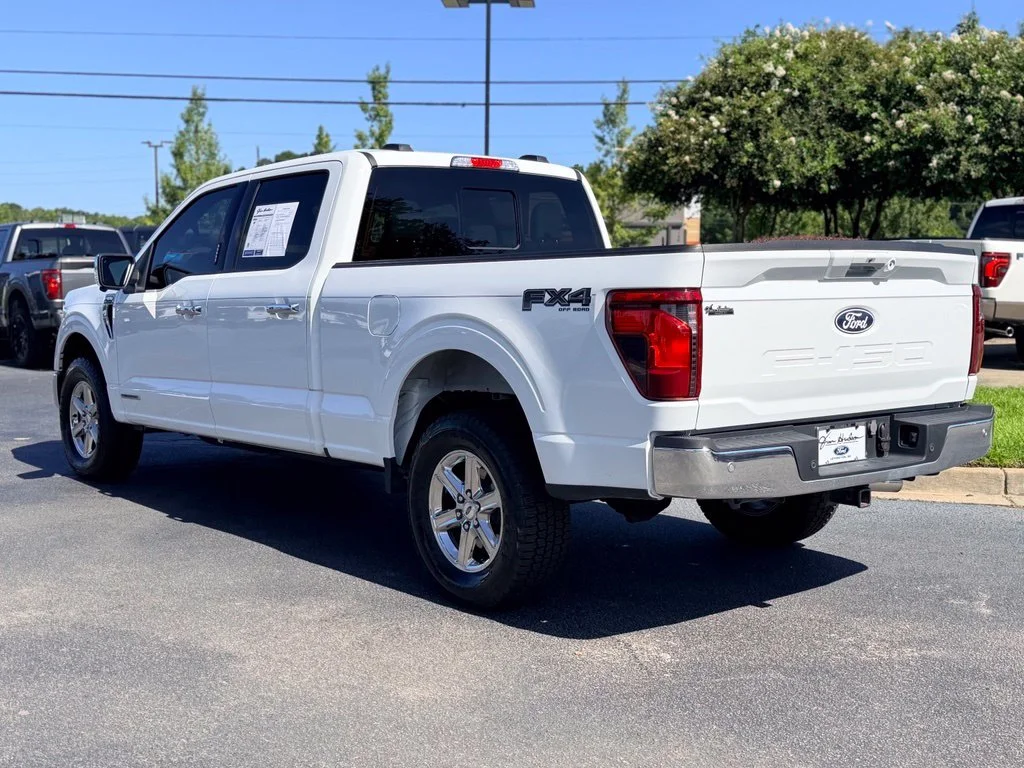 Used 2024 White Ford XLT image 7
