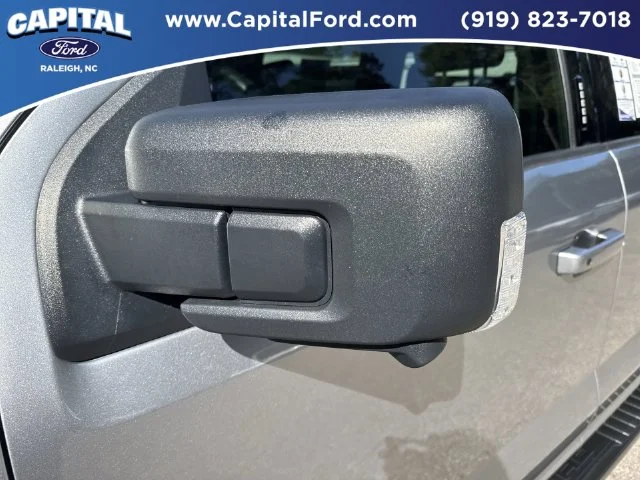 Used 2024 Silver Ford XLT image 12