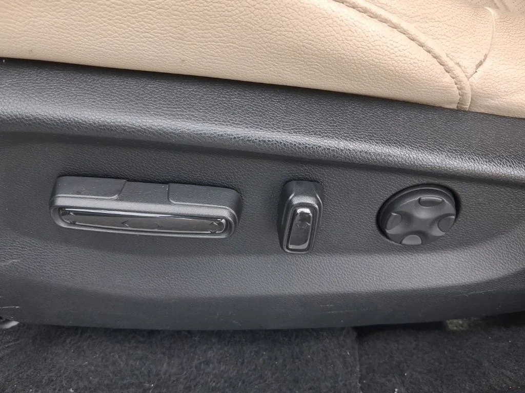 Used 2019  Honda EX-L image 21