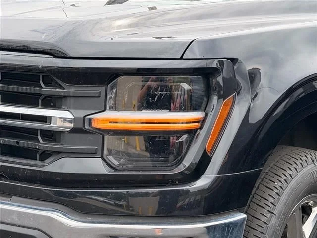Used 2024 Black Ford XLT image 22