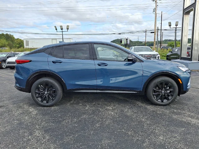 Used 2024 Blue Buick Sport Touring image 7