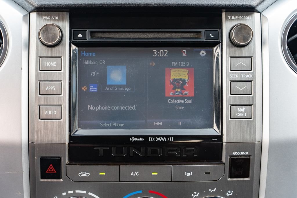 Used 2016 Magnetic Gray Metallic Toyota SR5 image 14