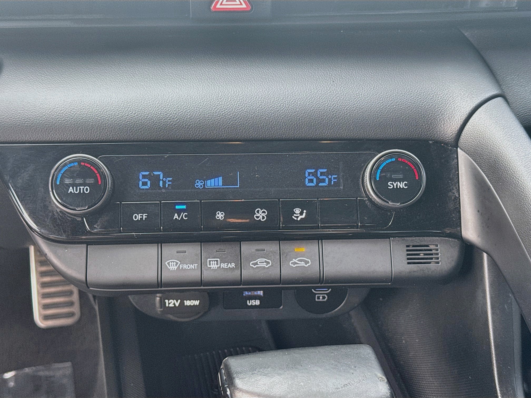 Used 2025 Intense Blue Hyundai SEL Sport image 12